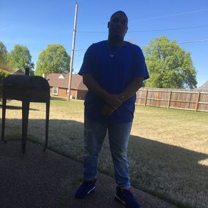 Meet your Posher, Devin